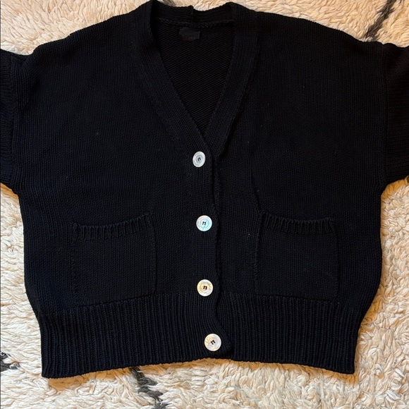 Black Cardigan Sweater with Pockets - Picture 11 of 17